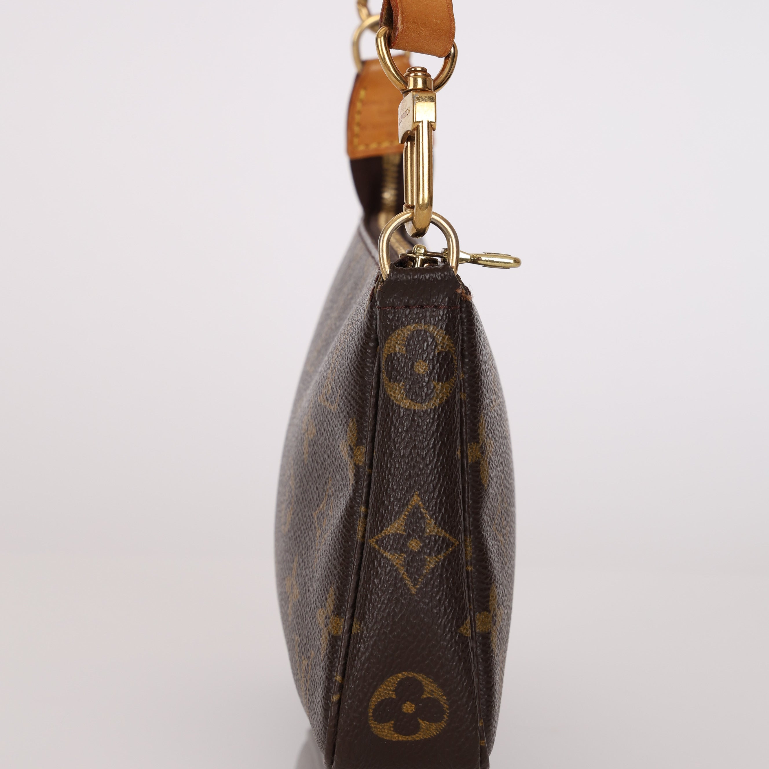 Louis Vuitton 2002 Monogram Pochette Accesories Long Strap