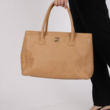 Chanel 2004 Beige Executive Cerf Medium Tote 24K GP