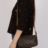Louis Vuitton 2002 Monogram Pochette Accesories Long Strap
