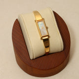 Gucci Mother of Pearl 1500L Ladies Watch 15mm