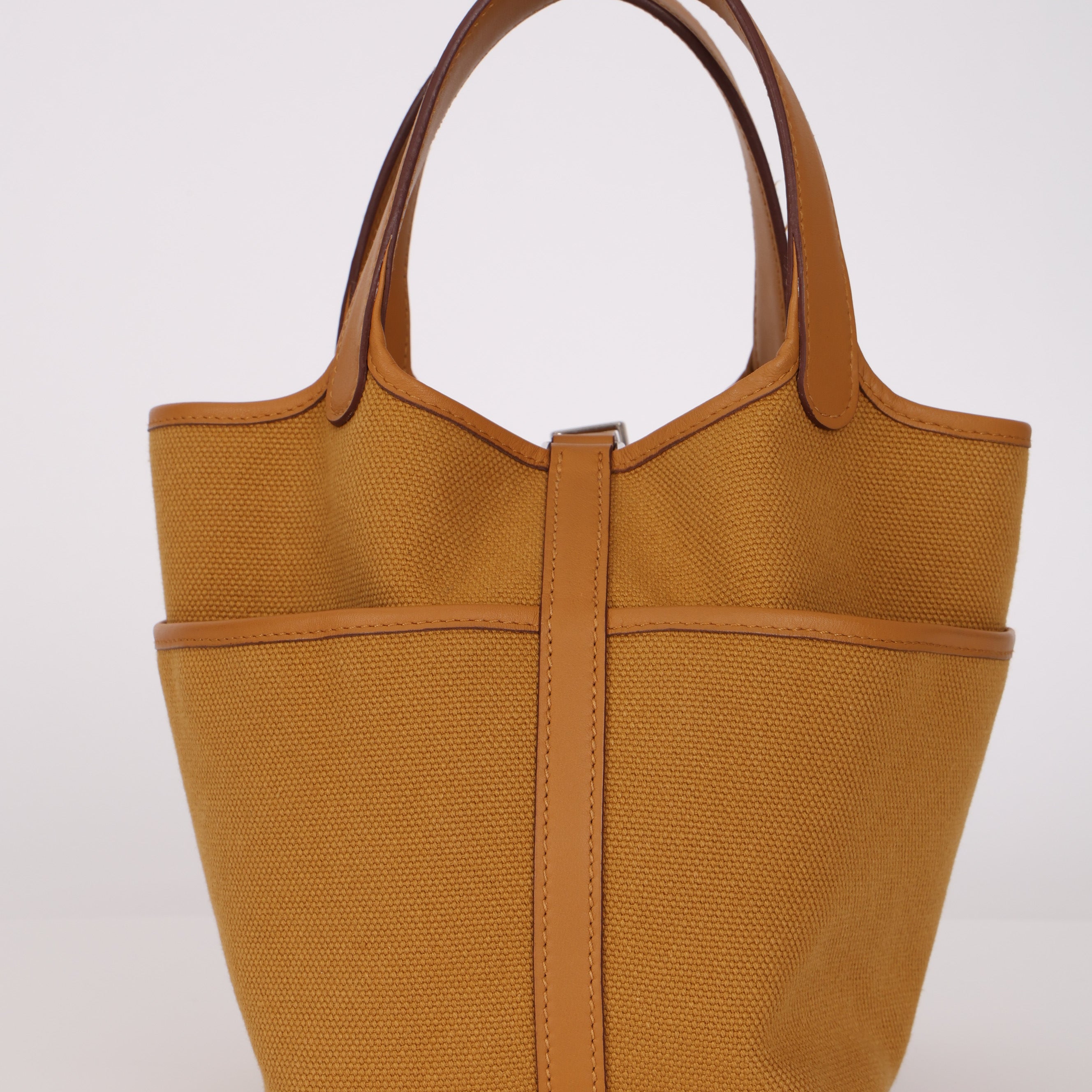 Hermès 2021 Sesame Toile Goeland and Swift Cargo Picotin 18 PHW