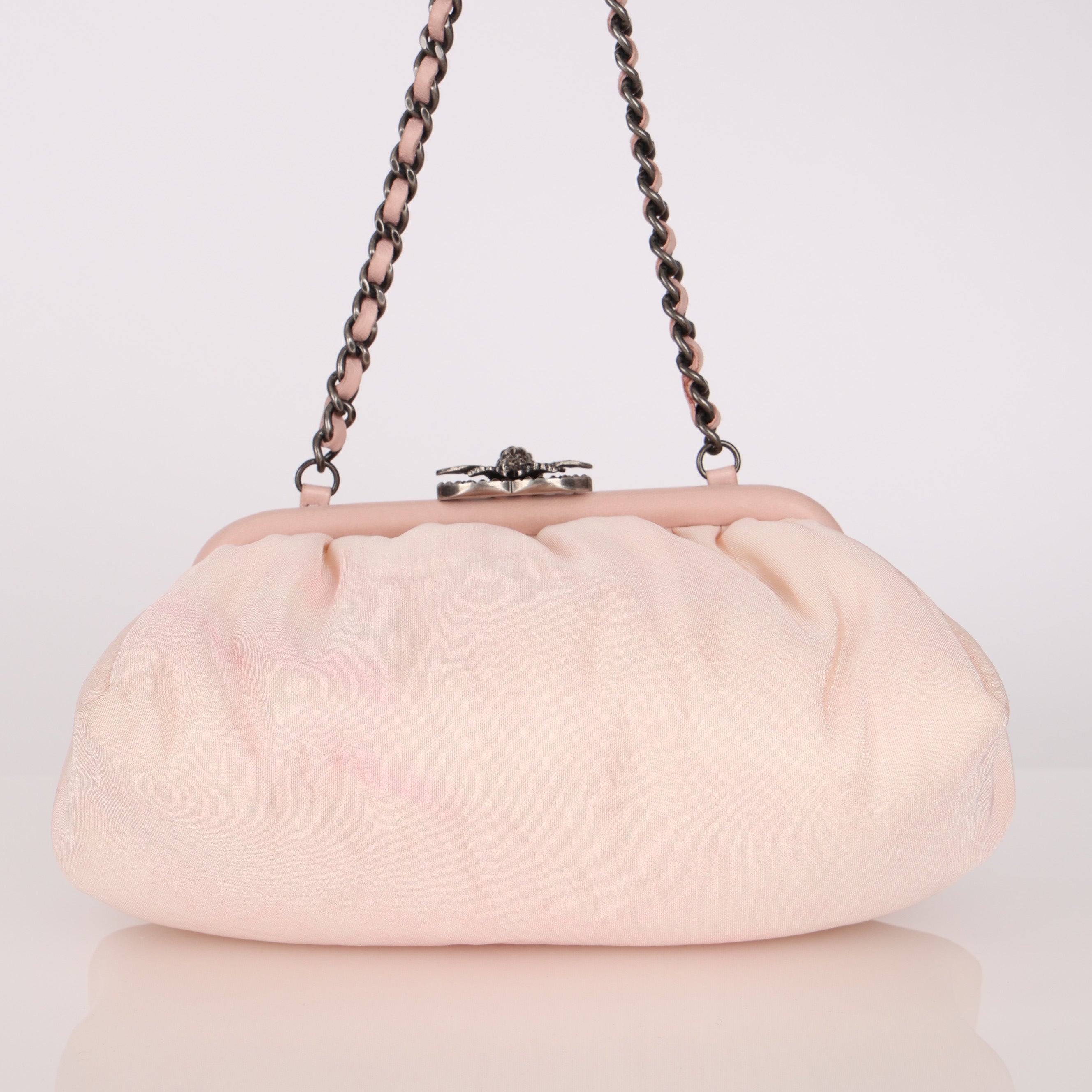 Chanel Kisslock Clutch Pink Satin Taffeta 2011 RHW