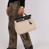 Hermès 2001 Natural Toile Canvas and Vache Hunter 2-in-1 Herbag 30