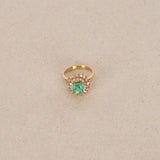 Vintage 1970s 18K Yellow Gold Diamond and Emerald Spiral Halo Ring, Size US 6