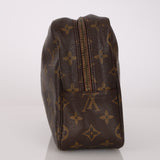 Louis Vuitton Trousse Toilette 28