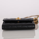 Chanel 2022 Black Lambskin Turnlock Pearl Crush Cardholder on Chain