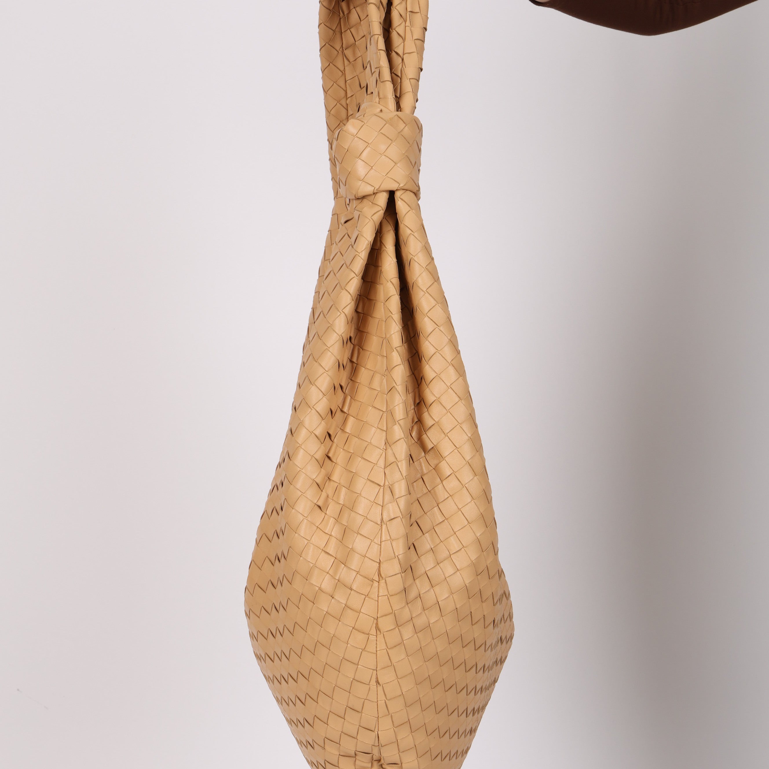 Ultra-Rare Bottega Veneta Intrecciato Maxi Jodie Beige Oats