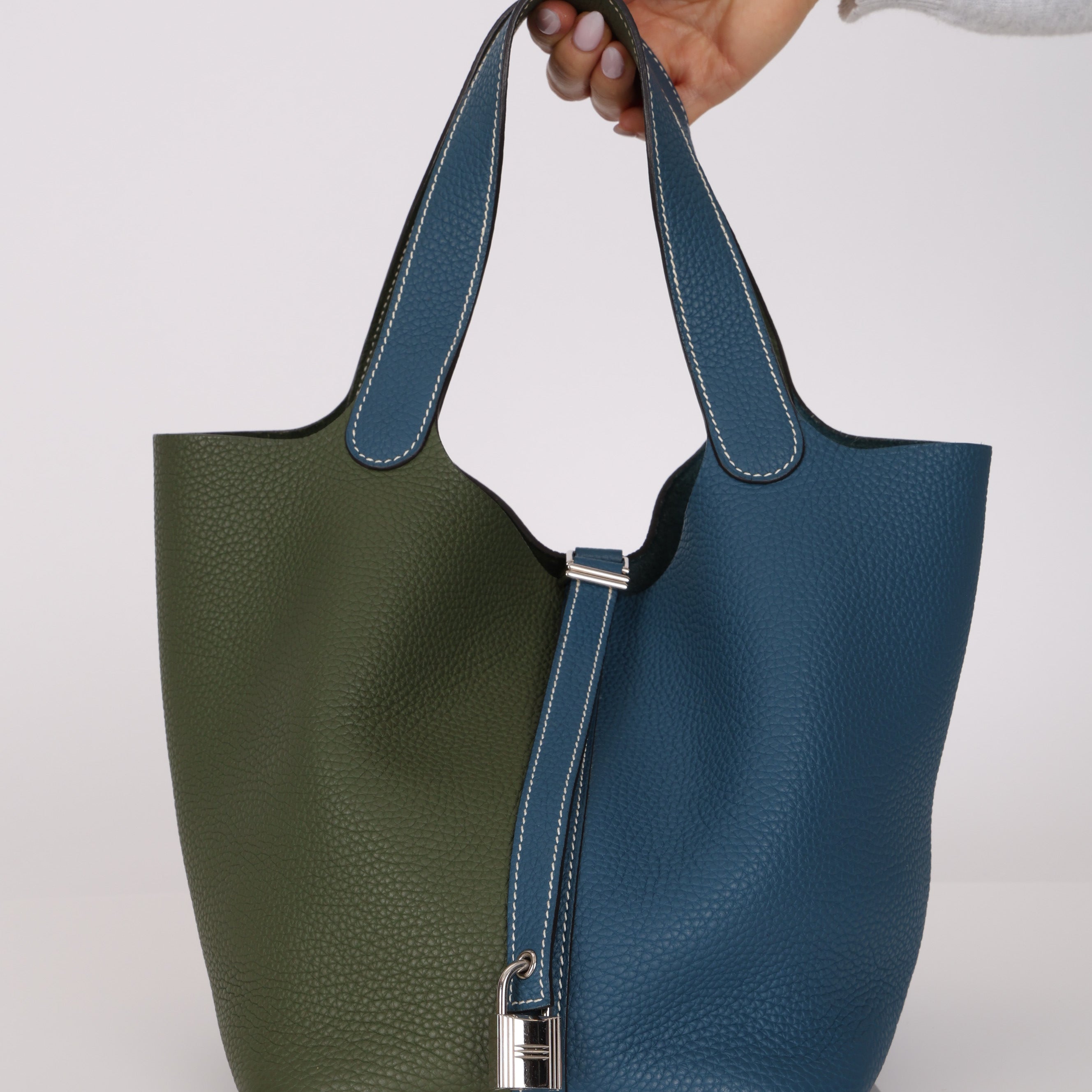 Limited Edition Hermès 2013 Vert Canopée and Bleu Thalassa Clemence Picotin 22 PHW