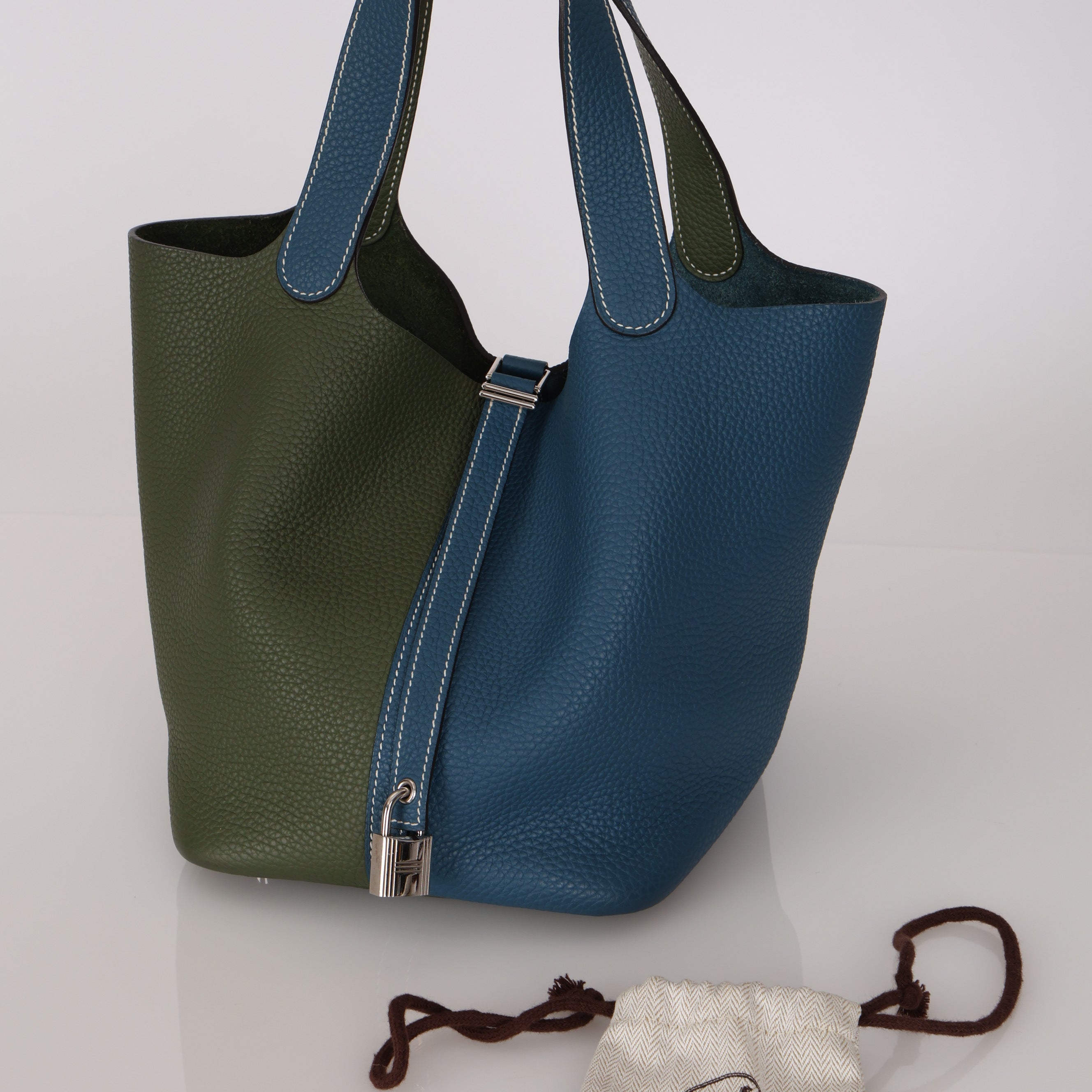 Limited Edition Hermès 2013 Vert Canopée and Bleu Thalassa Clemence Picotin 22 PHW