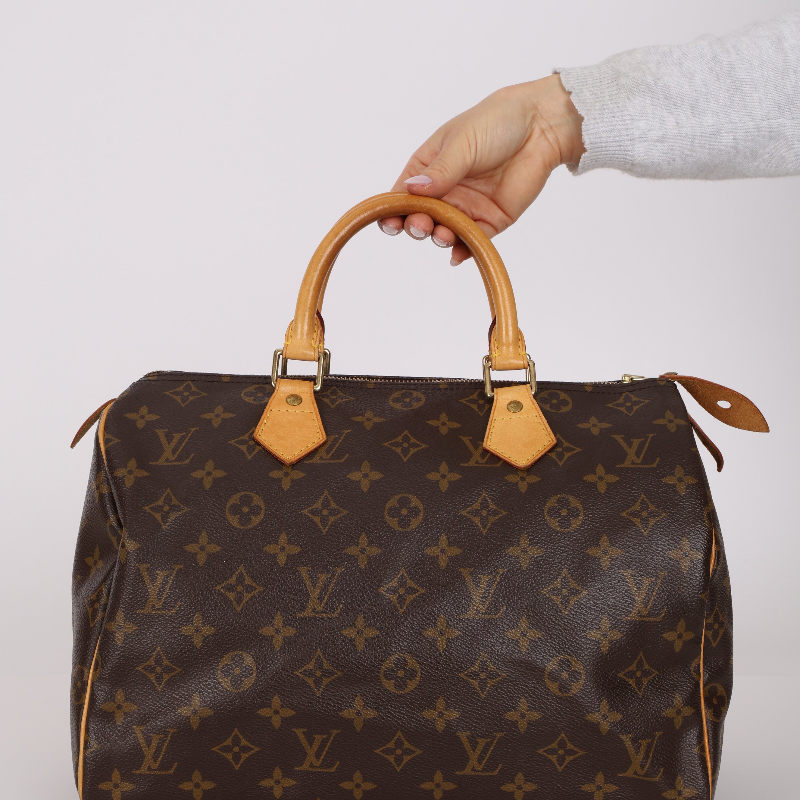 Louis Vuitton Monogram Speedy 30