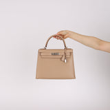 Ultra-Rare Hermès 2015 Argile Tadelakt Kelly Sellier 28 Guilloche PHW