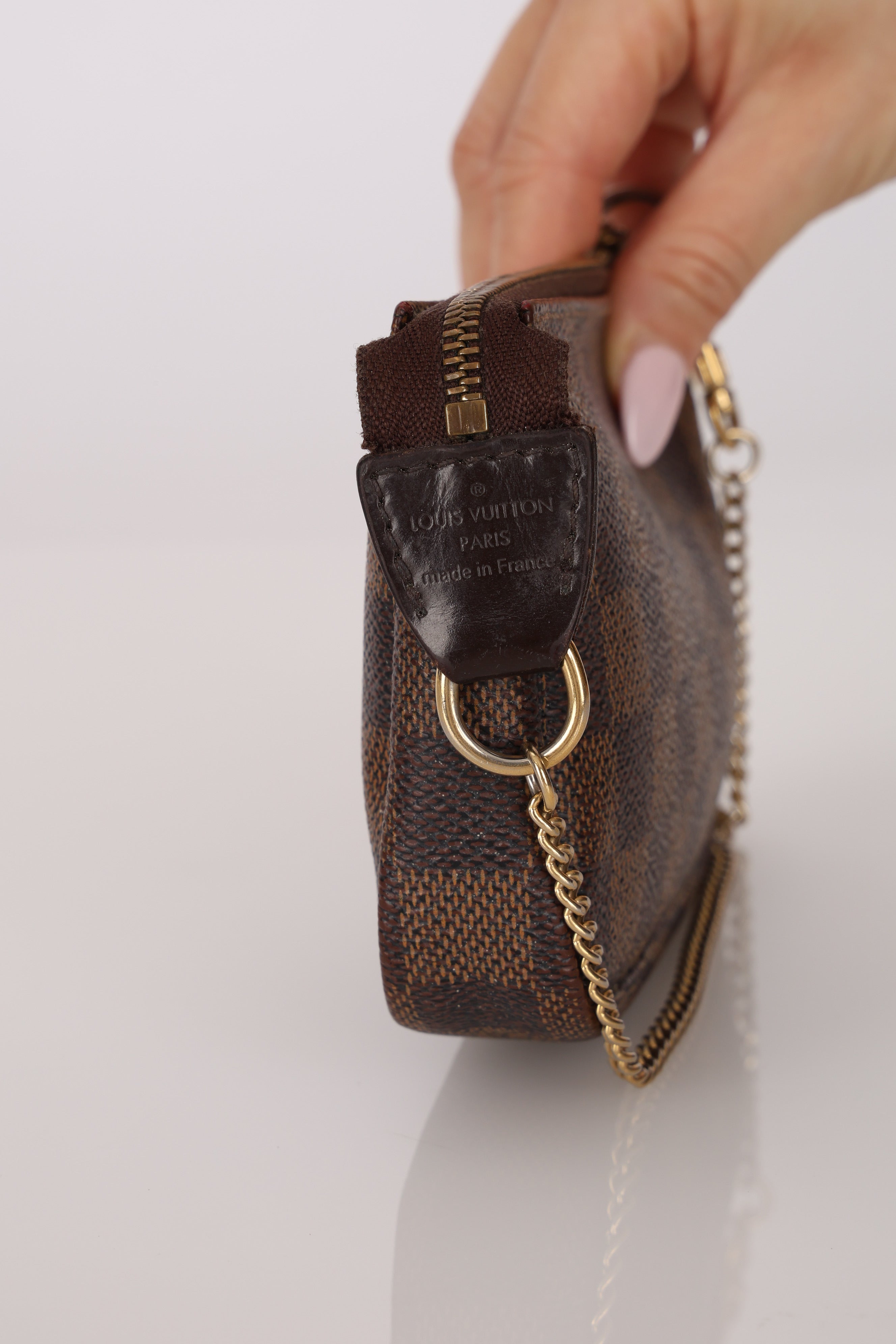 Louis Vuitton Damier Ebene Mini Pochette – FashioNica