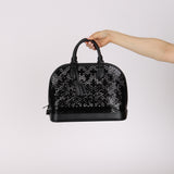 Runway Louis Vuitton 2022 Monogram Lace Alma PM