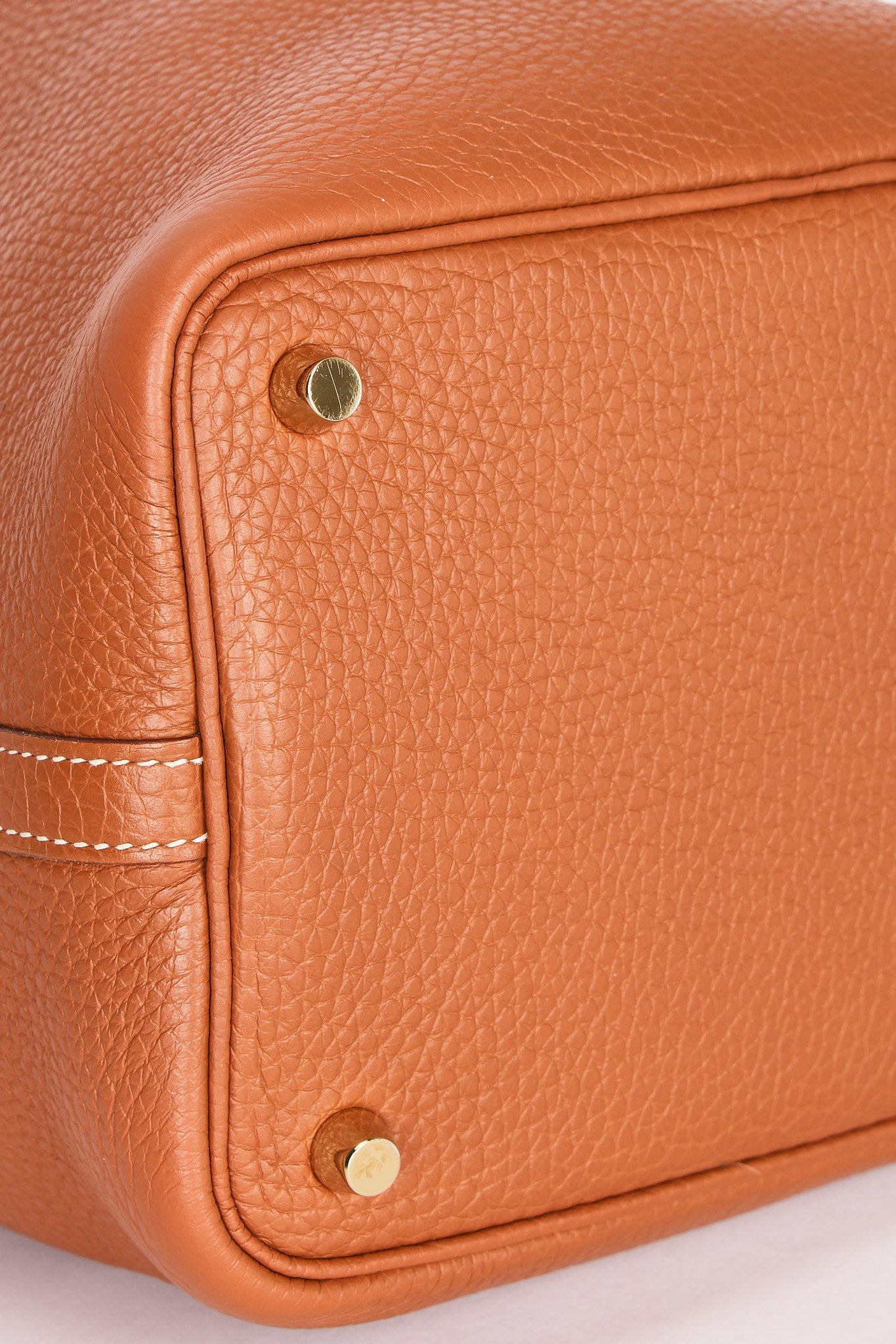 Hermès Picotin 18 Gold Clemence 2017 GHW - Drop 55