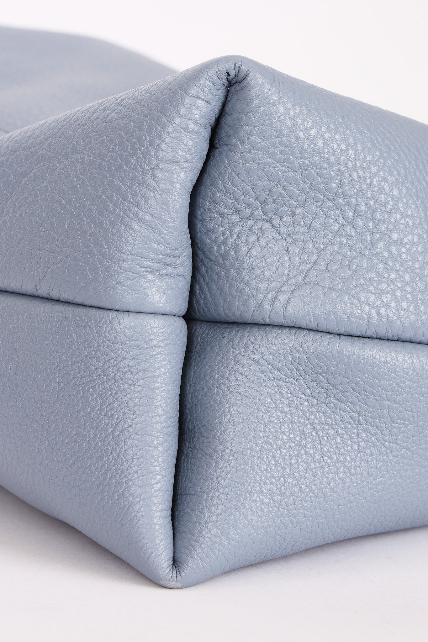 Gucci Maxi Softbit Shoulder Bag Dusty Blue