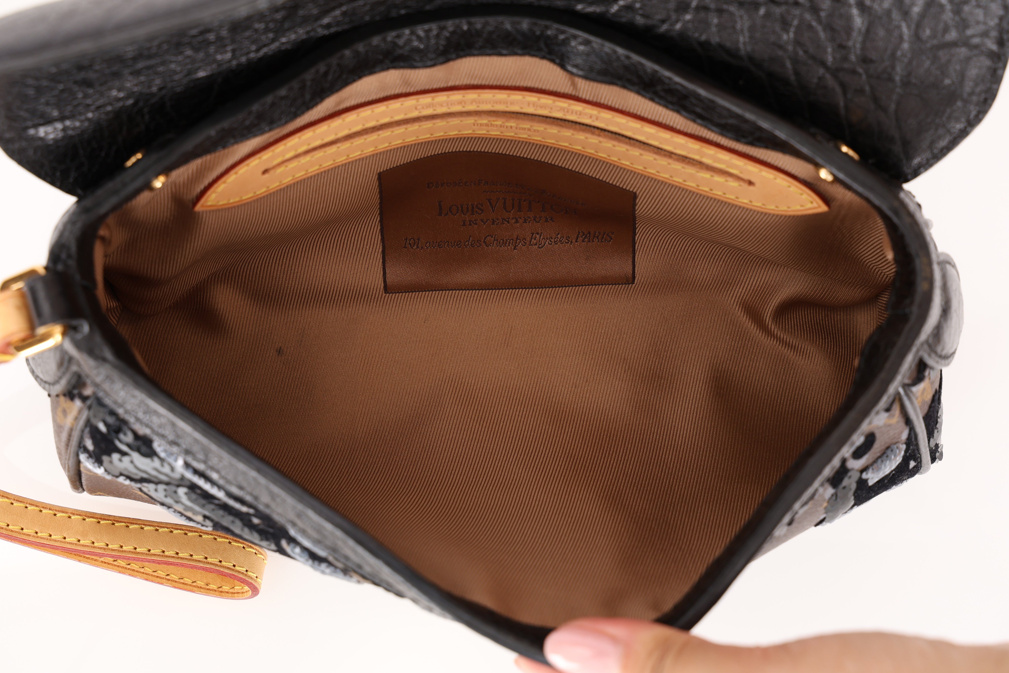Louis Vuitton Monogram Fleur de Jais Manege Clutch