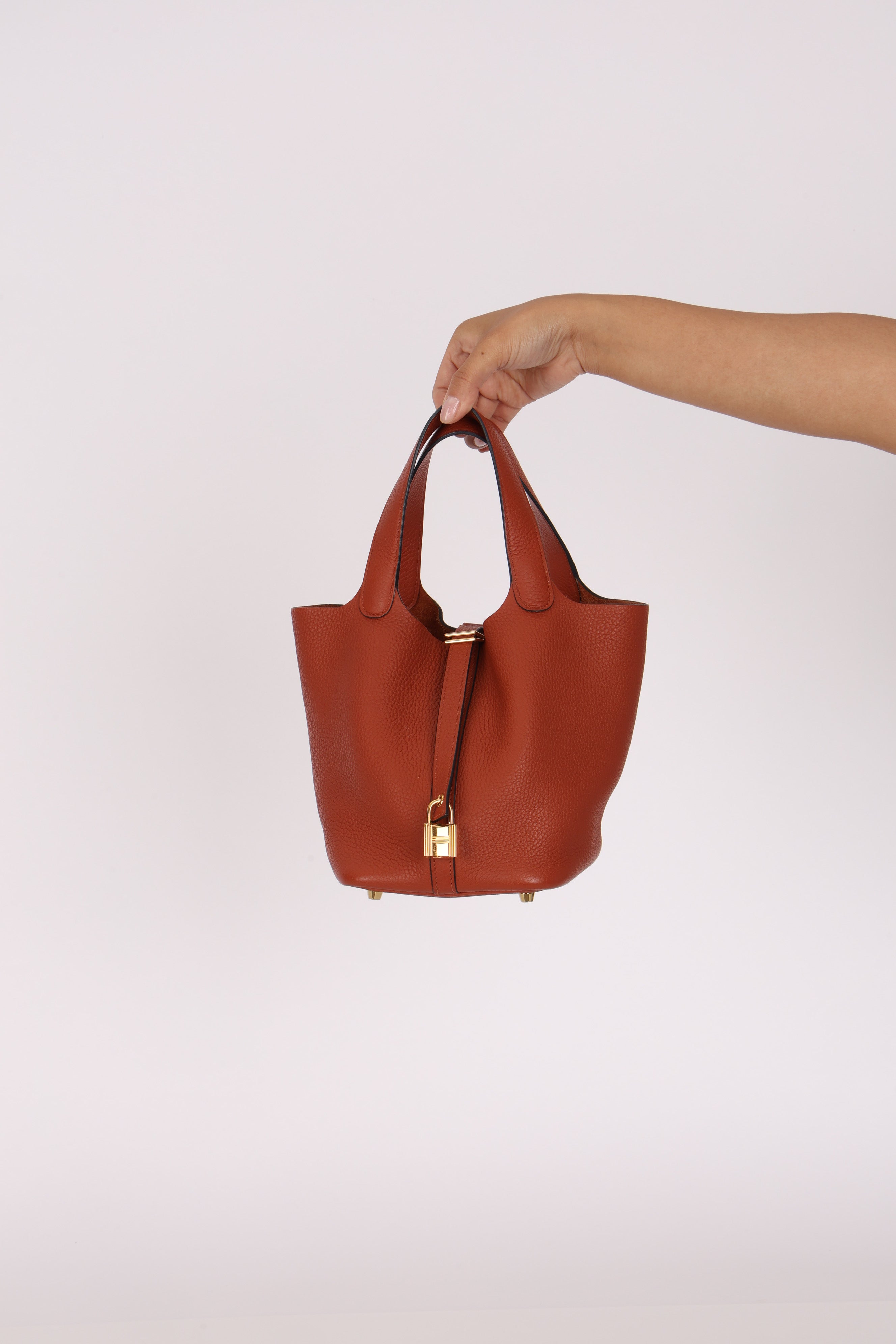 Hermès Picotin 18 Orange Clemence GHW