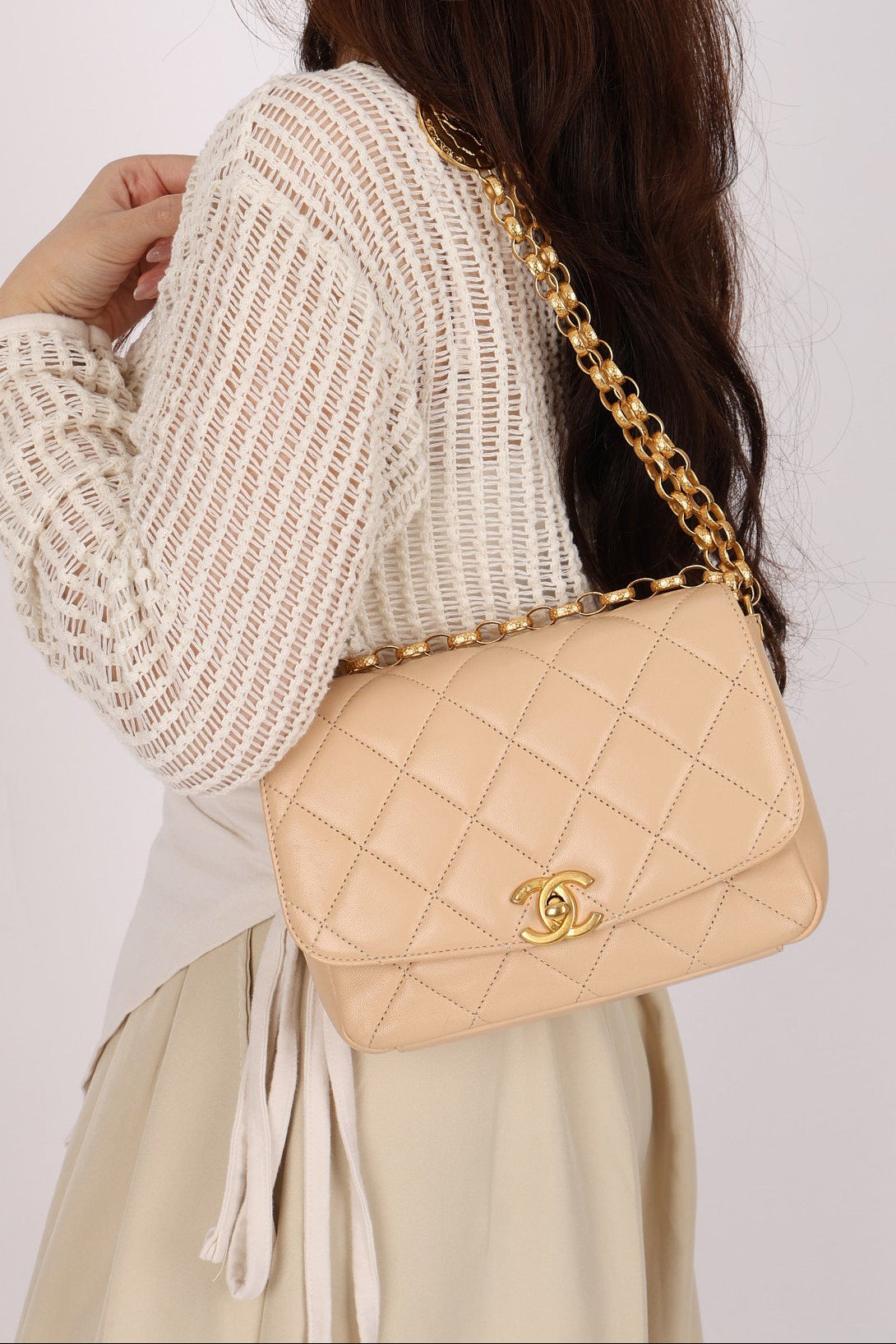 Chanel Bijoux Coin Flap Beige Lambskin AGHW