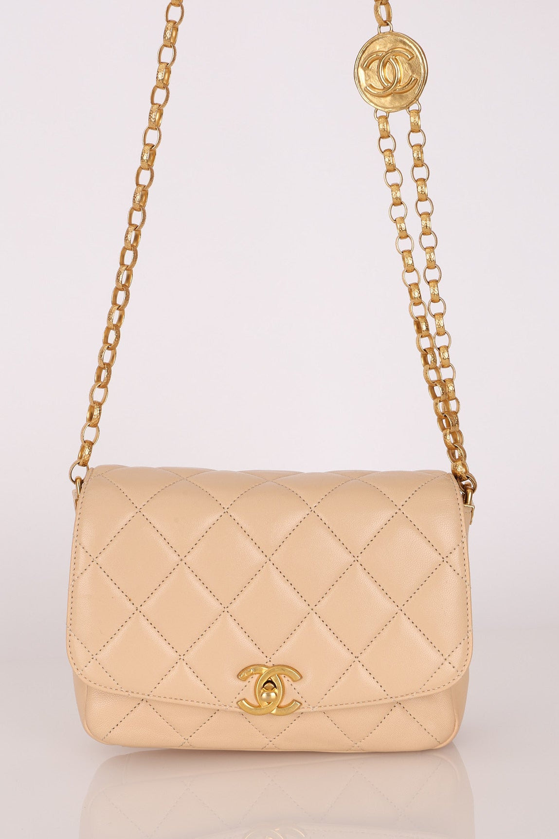 Chanel Bijoux Coin Flap Beige Lambskin AGHW