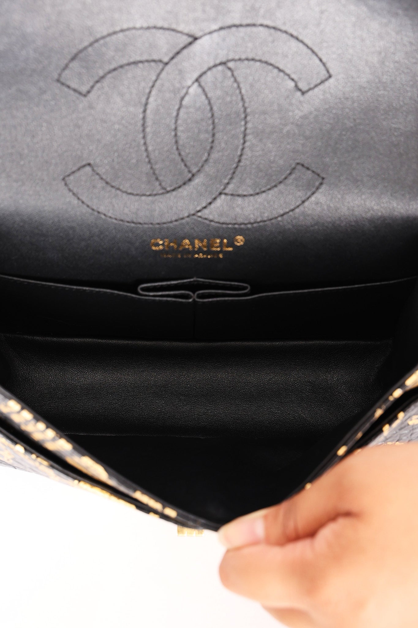 Chanel 2.55 Reissue Double Flap Black Croc Embossed Graffiti Print AGHW