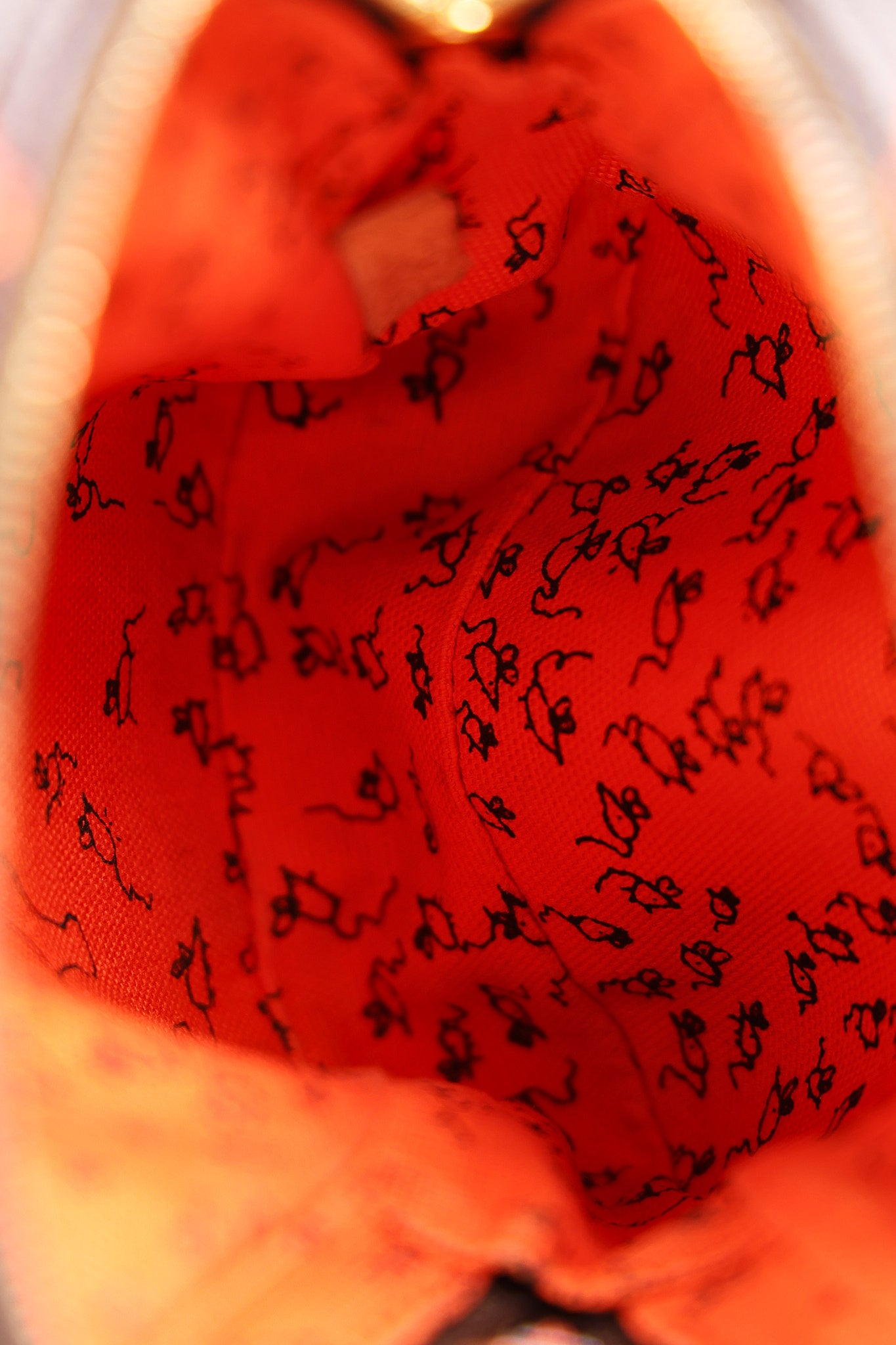 Louis Vuitton x Grace Coddington Catogram Paname PM 2018