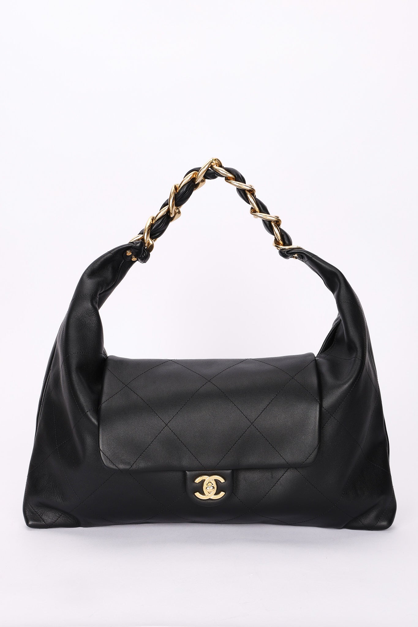 Chanel Maxi CC Hobo Black Calfskin 2025 AGHW