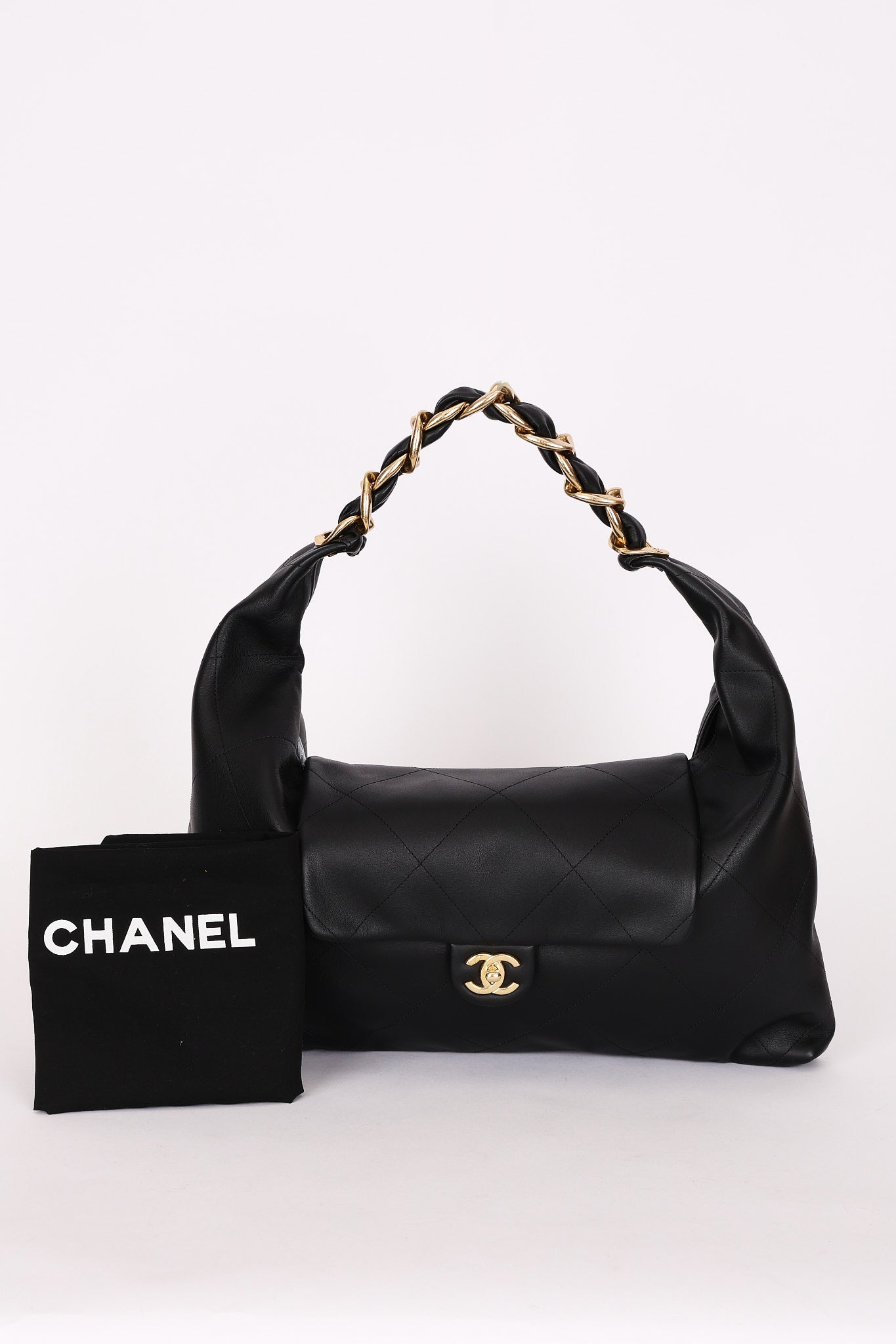 Chanel Maxi CC Hobo Black Calfskin AGHW