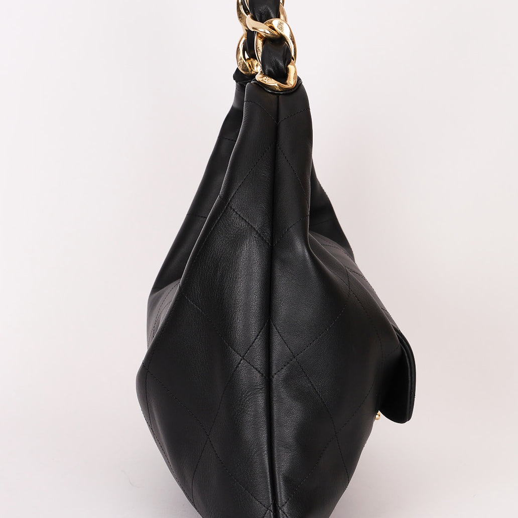 Chanel Maxi CC Hobo Black Calfskin AGHW
