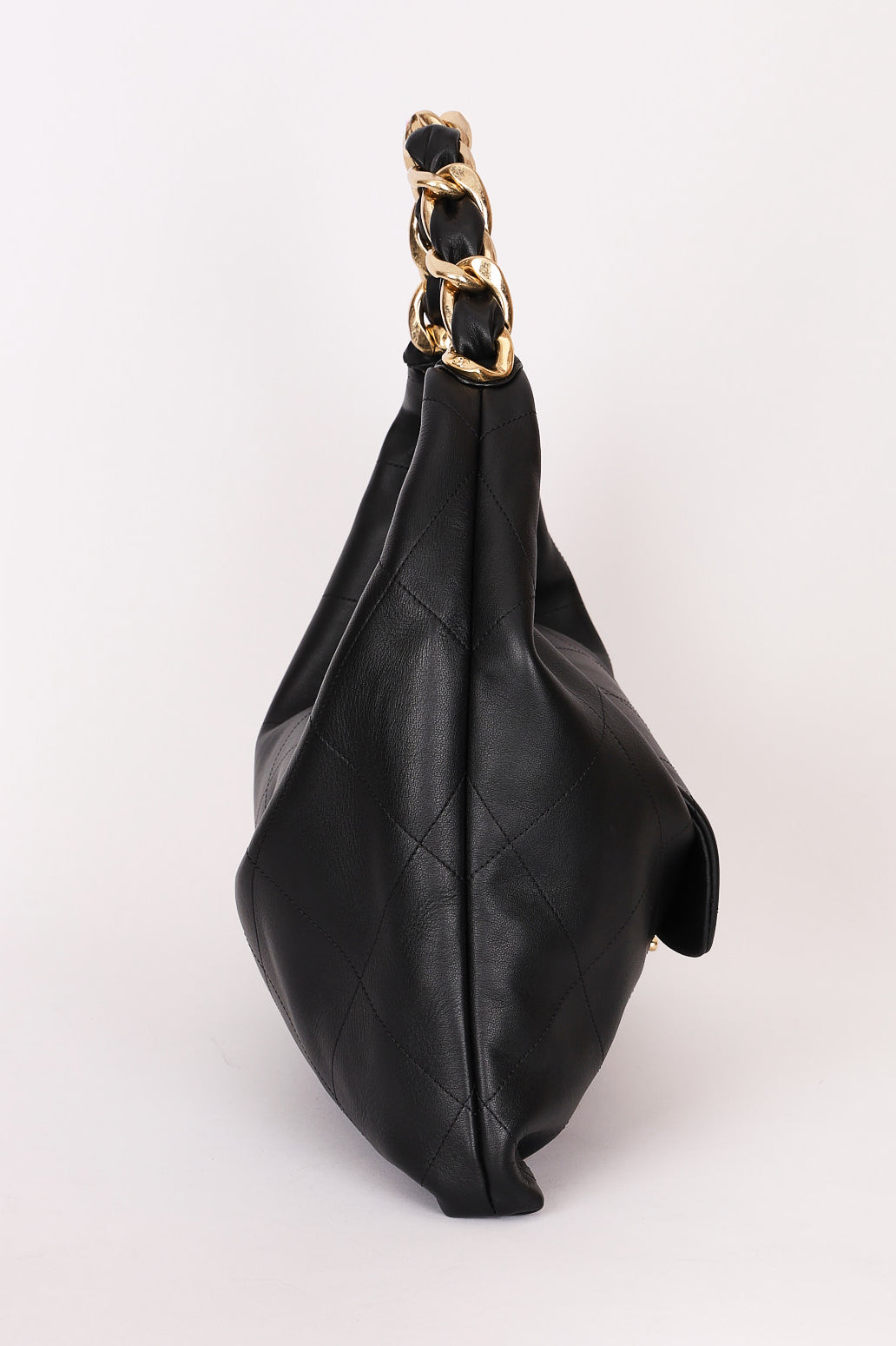 Chanel Maxi CC Hobo Black Calfskin AGHW