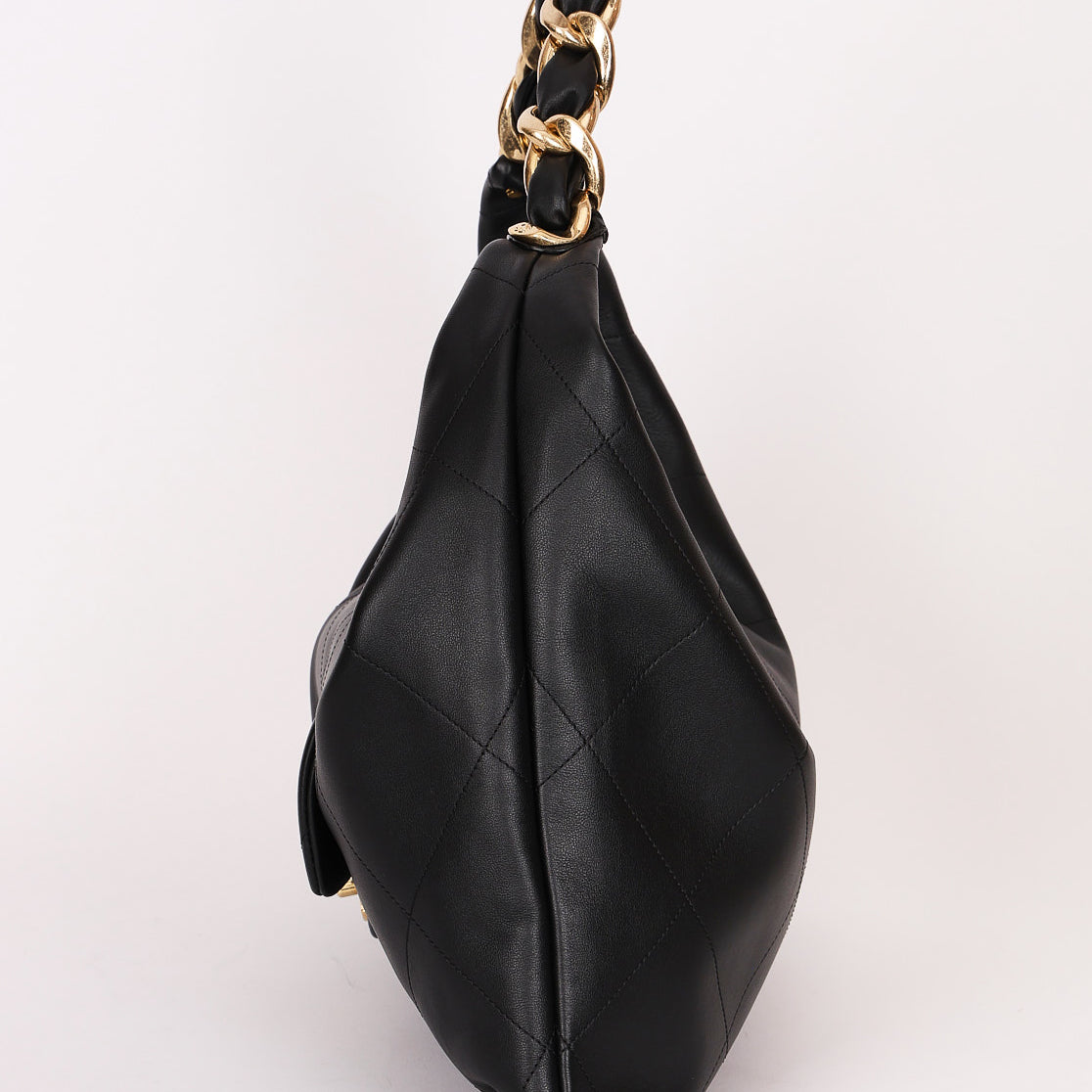 Chanel Maxi CC Hobo Black Calfskin AGHW