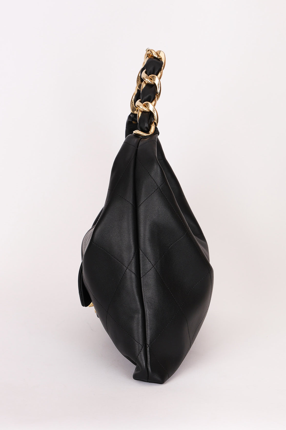 Chanel Maxi CC Hobo Black Calfskin AGHW