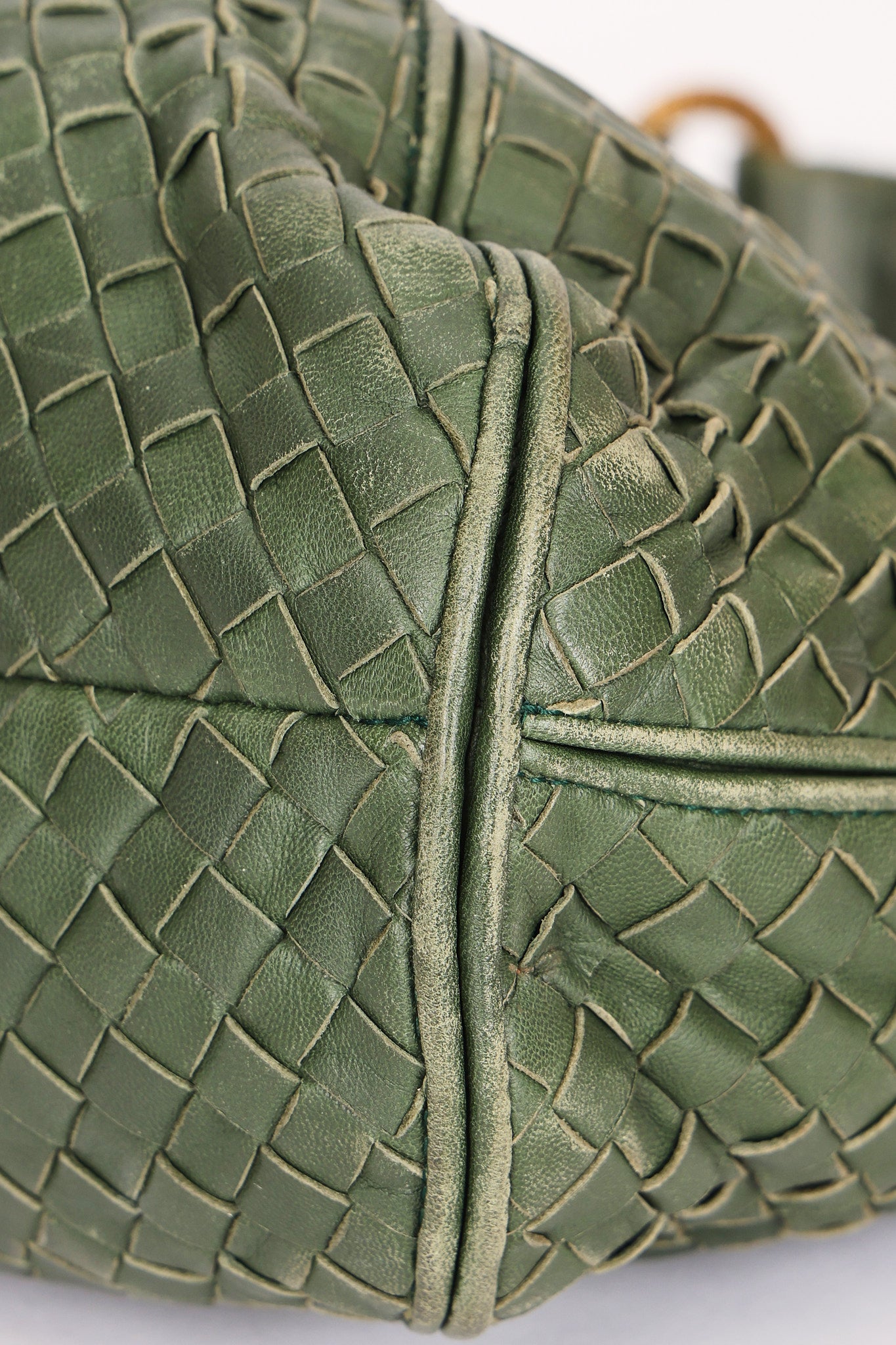 Bottega Veneta Intrecciato Shoulder Bag Green