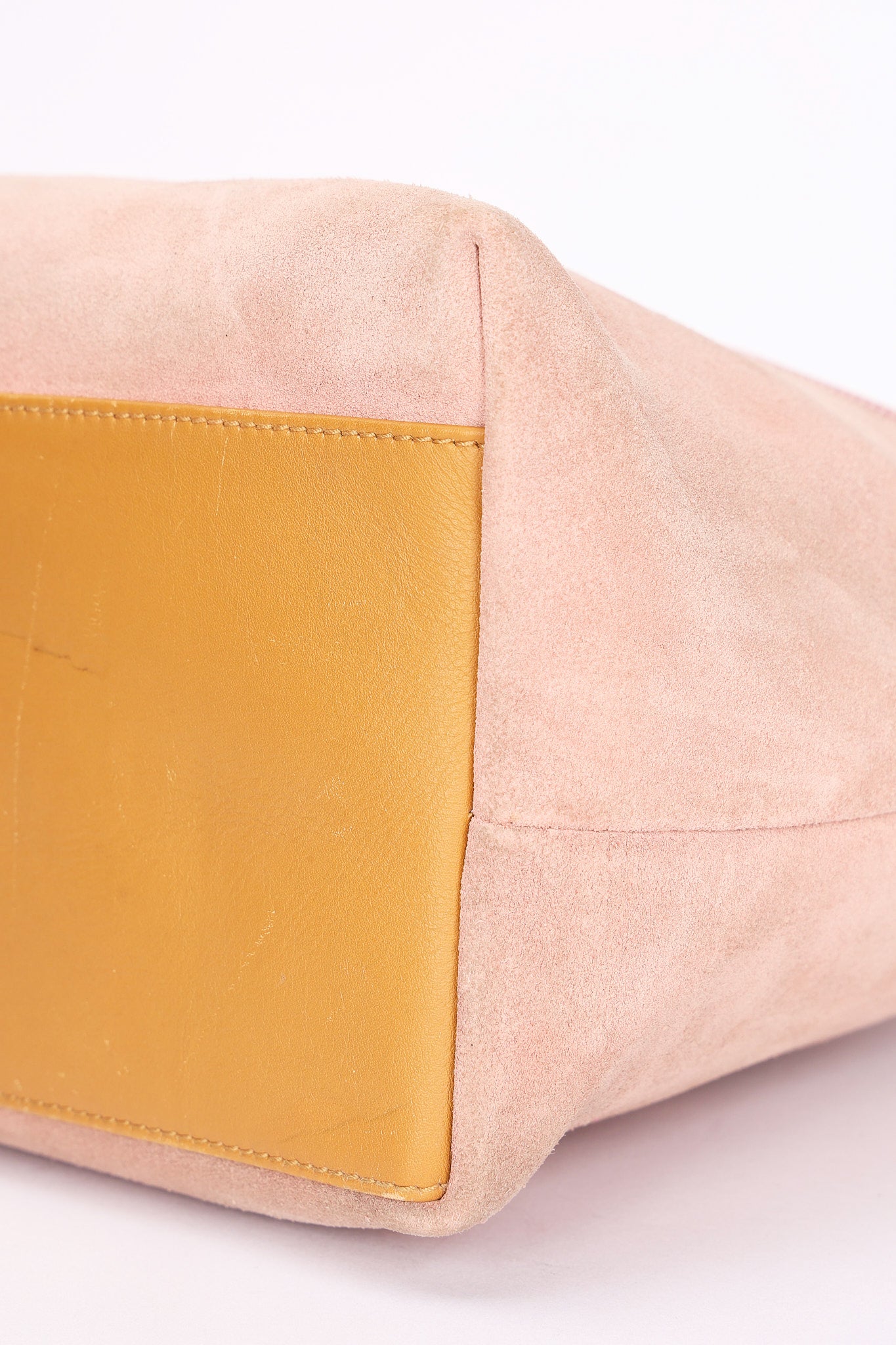 Gucci Shoulder Bag Pink Suede