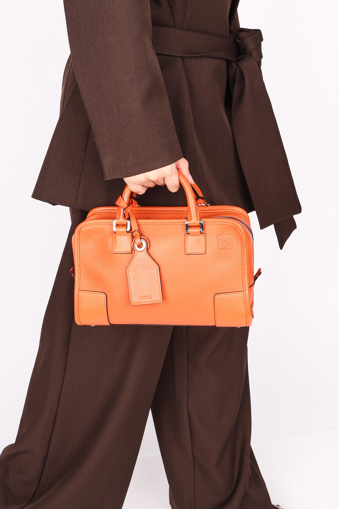 Loewe Amazona 23 Orange