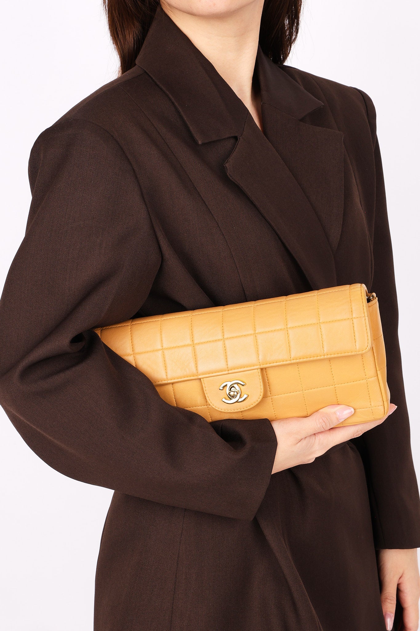 Chanel Chocolate Bar East West Single Flap Beige Lambskin 24K GP