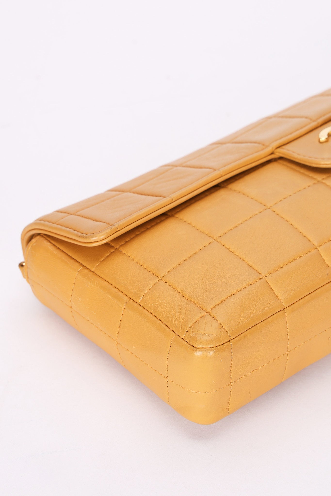 Chanel Chocolate Bar East West Single Flap Beige Lambskin 24K GP