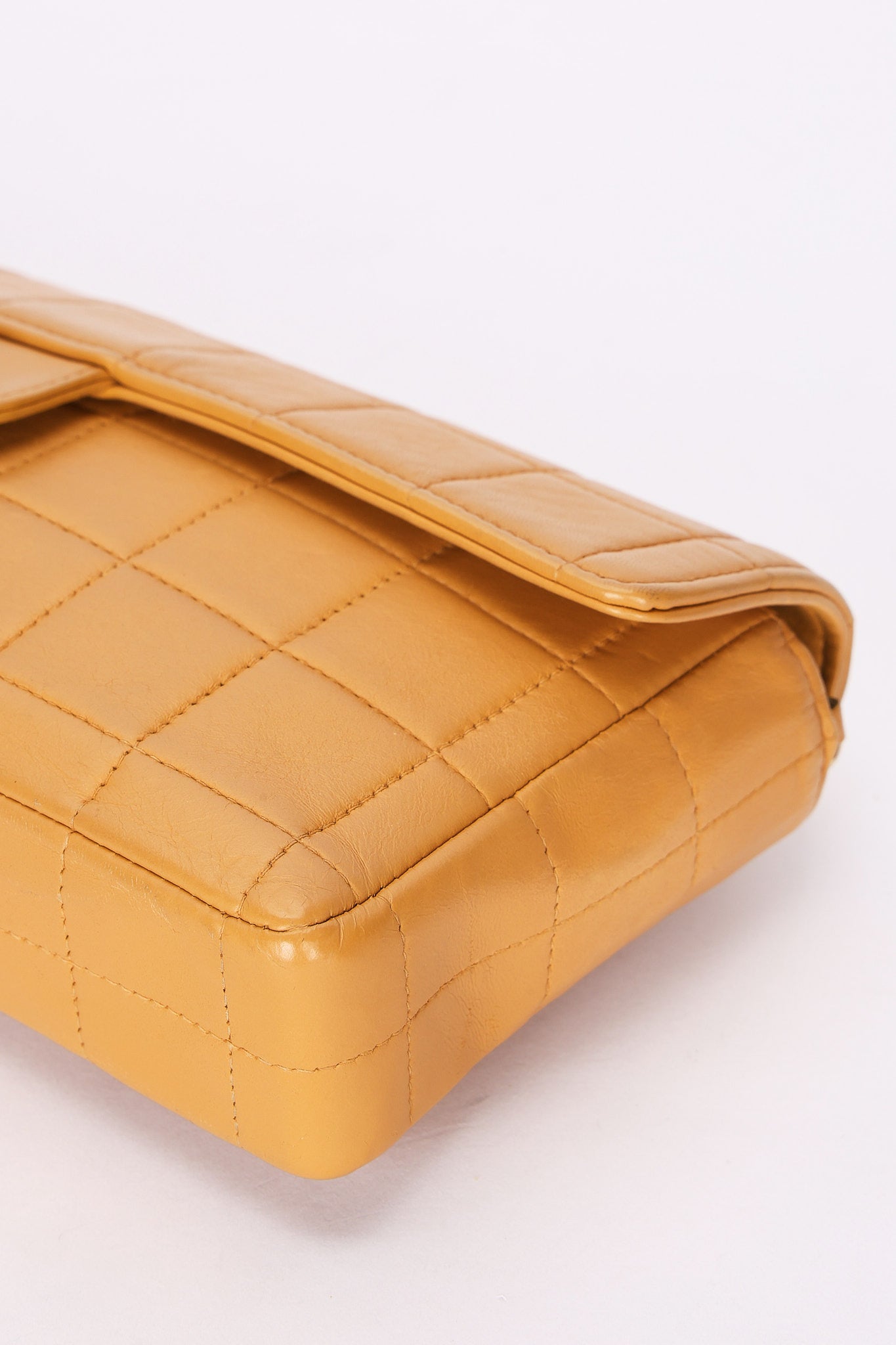 Chanel Chocolate Bar East West Single Flap Beige Lambskin 24K GP