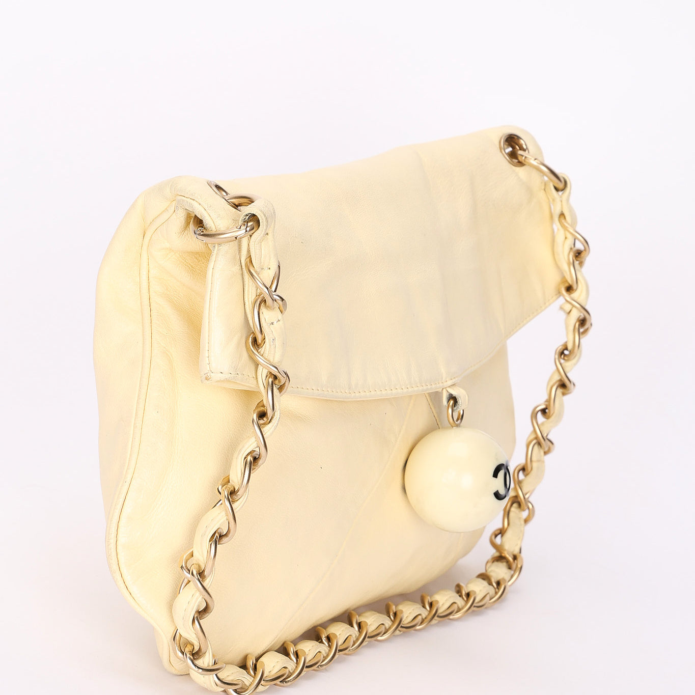Chanel Bag Cream Calfskin AGHW