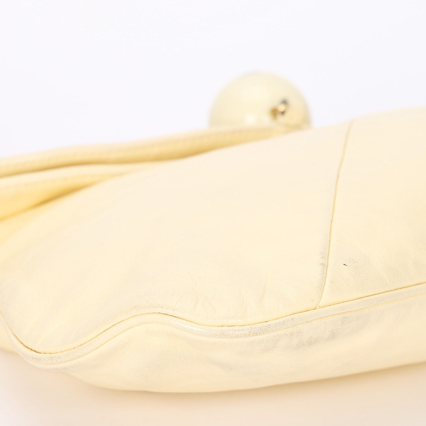 Chanel Bag Cream Calfskin AGHW