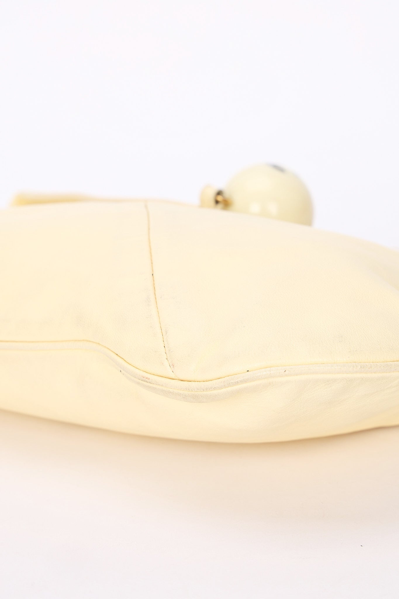 Chanel Bag Cream Calfskin AGHW