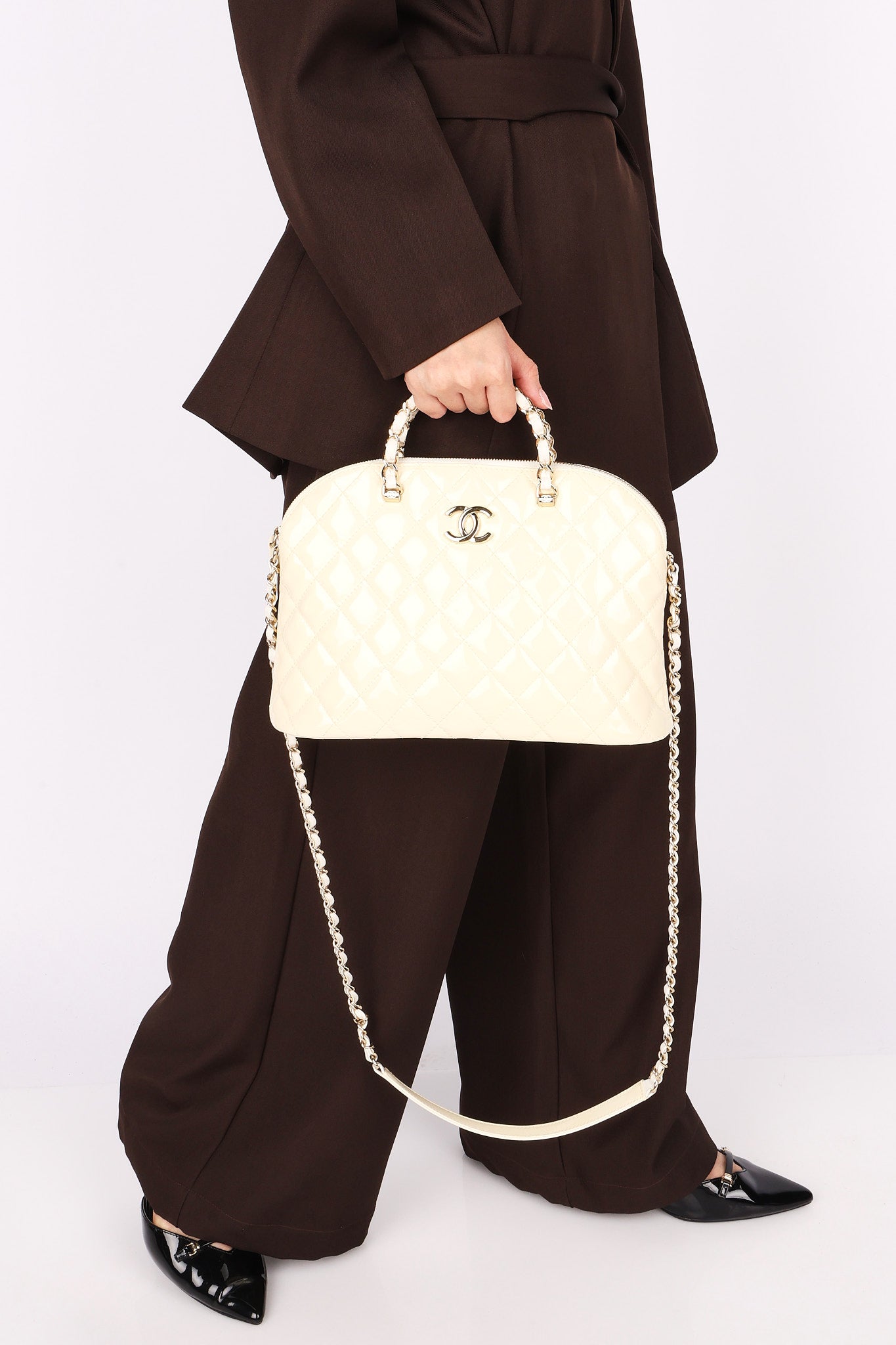 Chanel Dome Shoulder Bag White Patent GHW