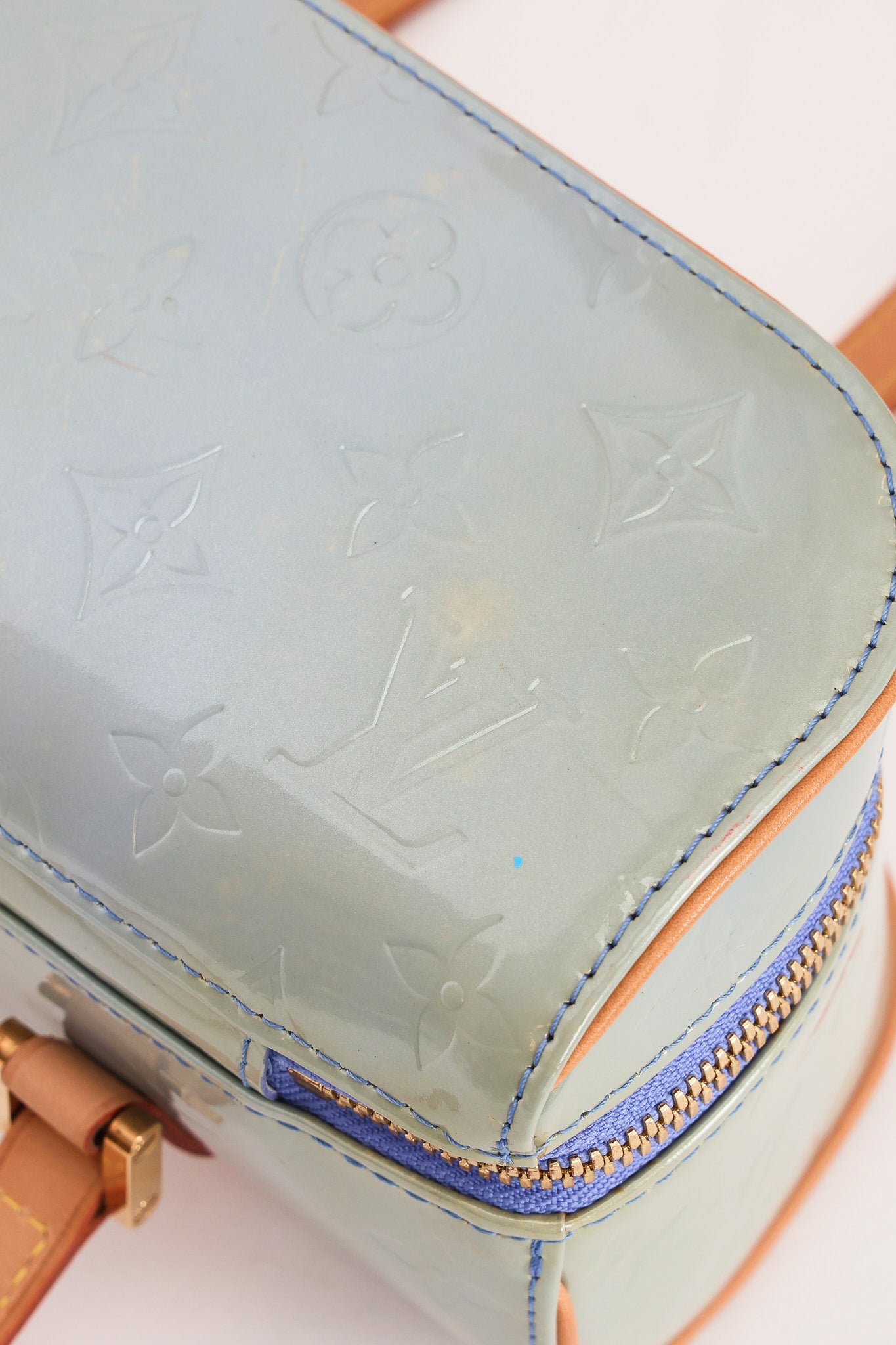 Louis Vuitton Monogram Vernis Shoulder Bag Baby Blue