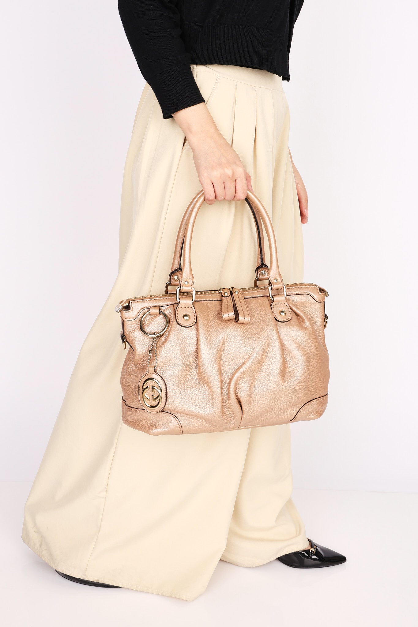 Gucci Sukey Shoulder Bag Rose Gold Metallic