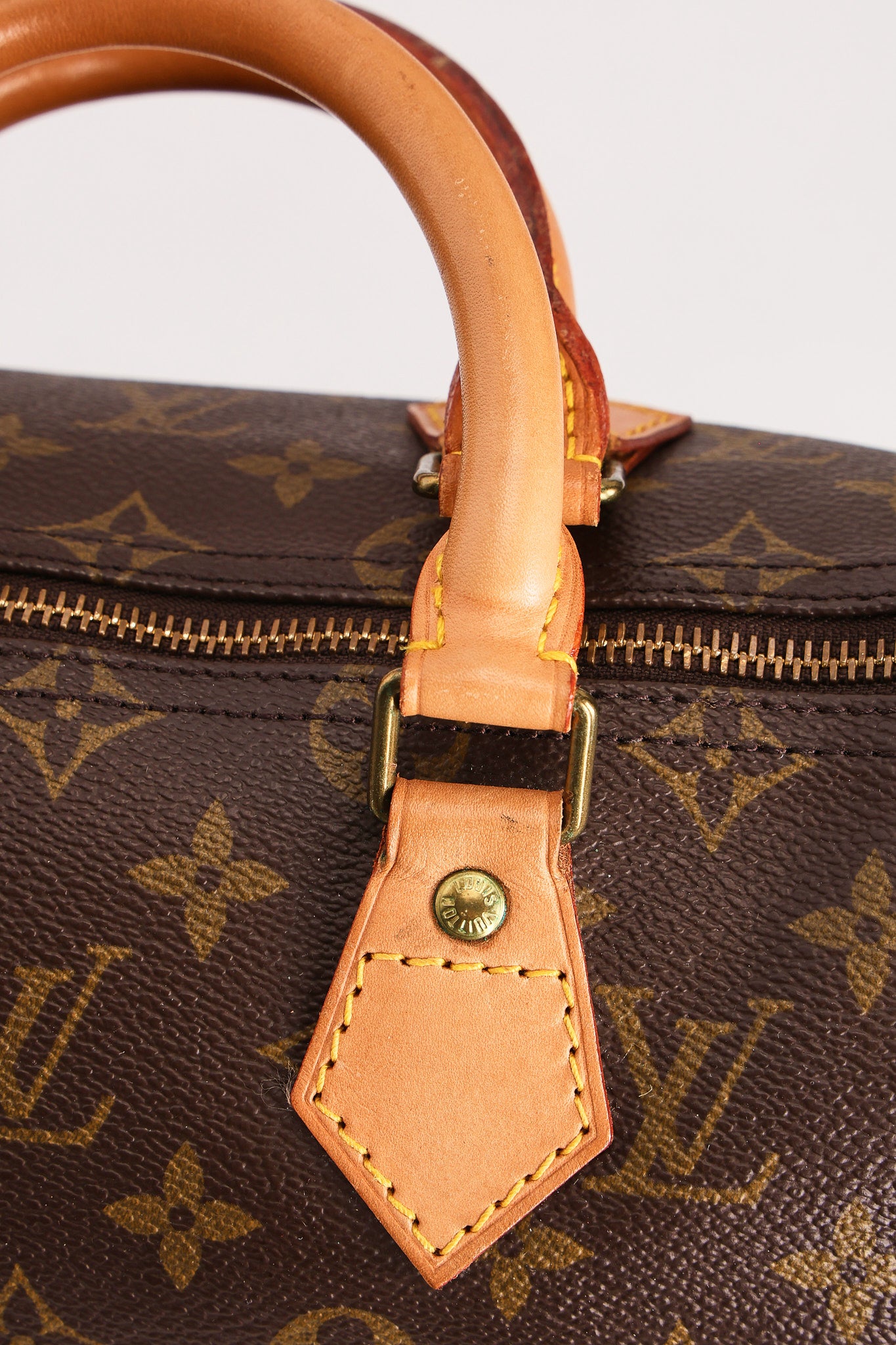 Louis Vuitton Monogram Speedy 25