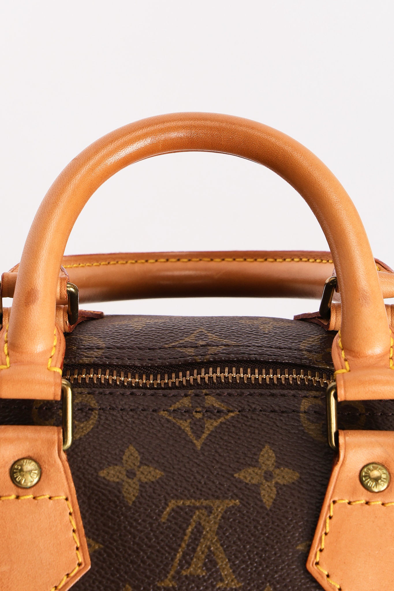 Louis Vuitton Monogram Speedy 25