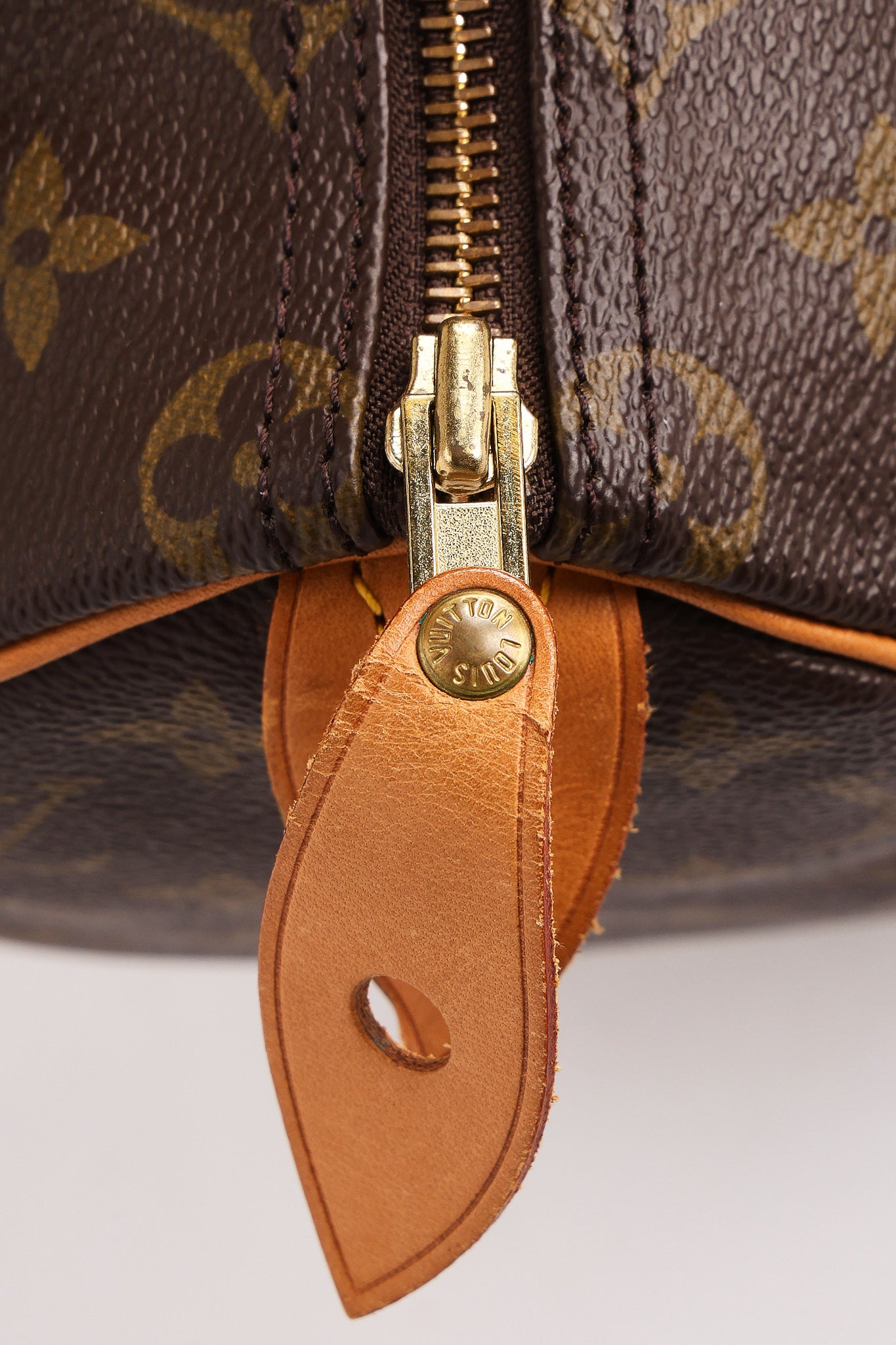 Louis Vuitton Monogram Speedy 25