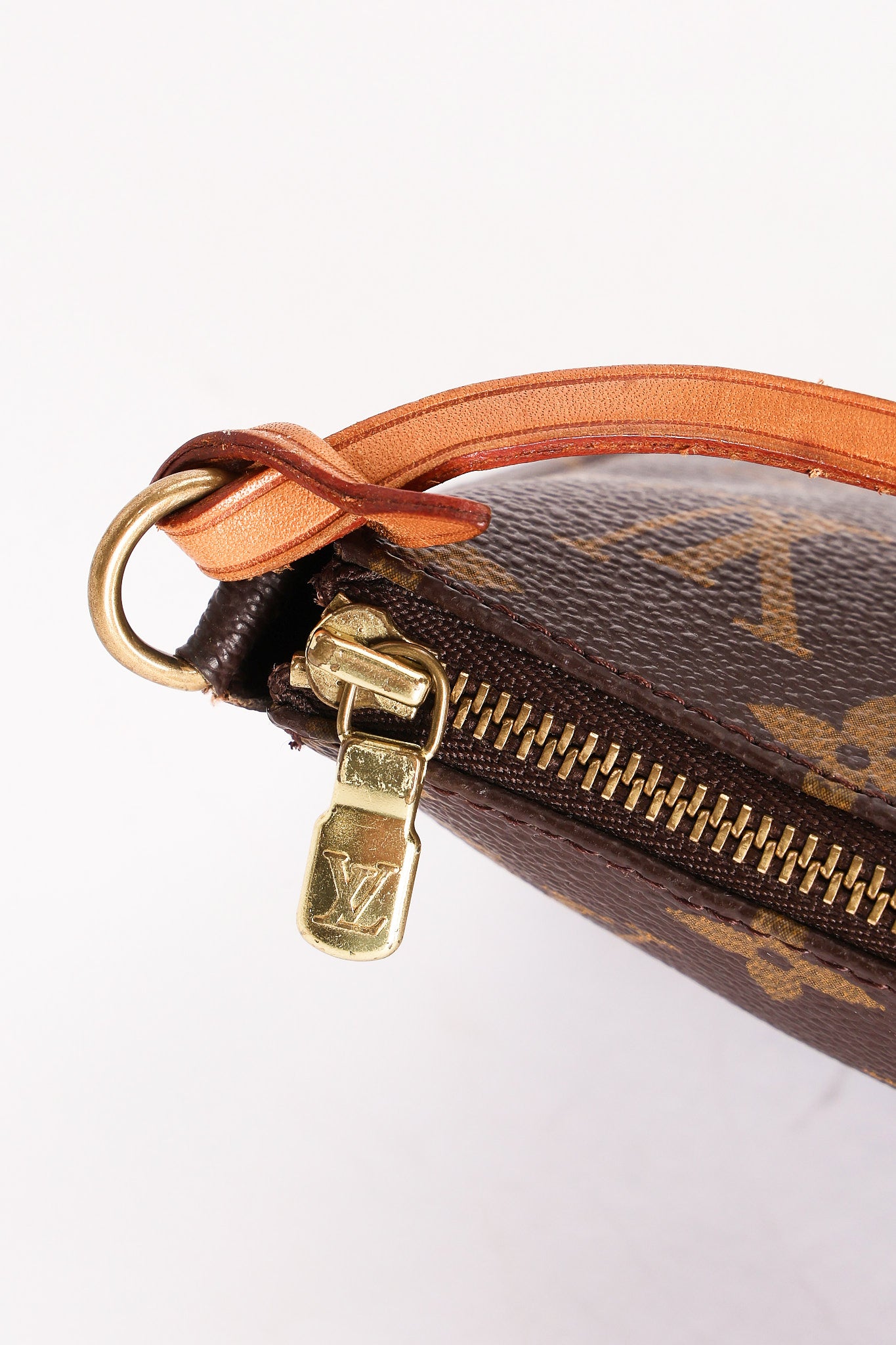 Louis Vuitton Monogram Pochette