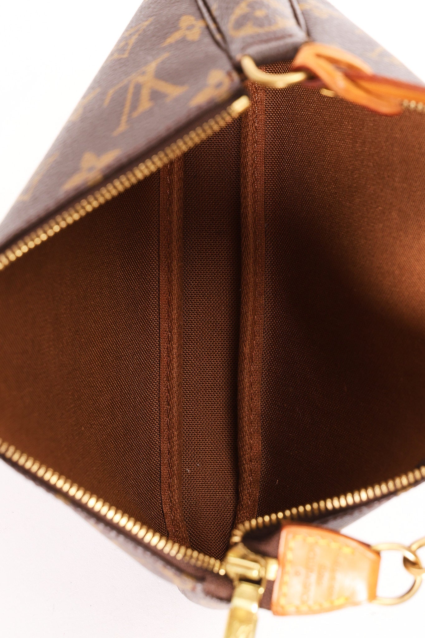 Louis Vuitton Monogram Pochette