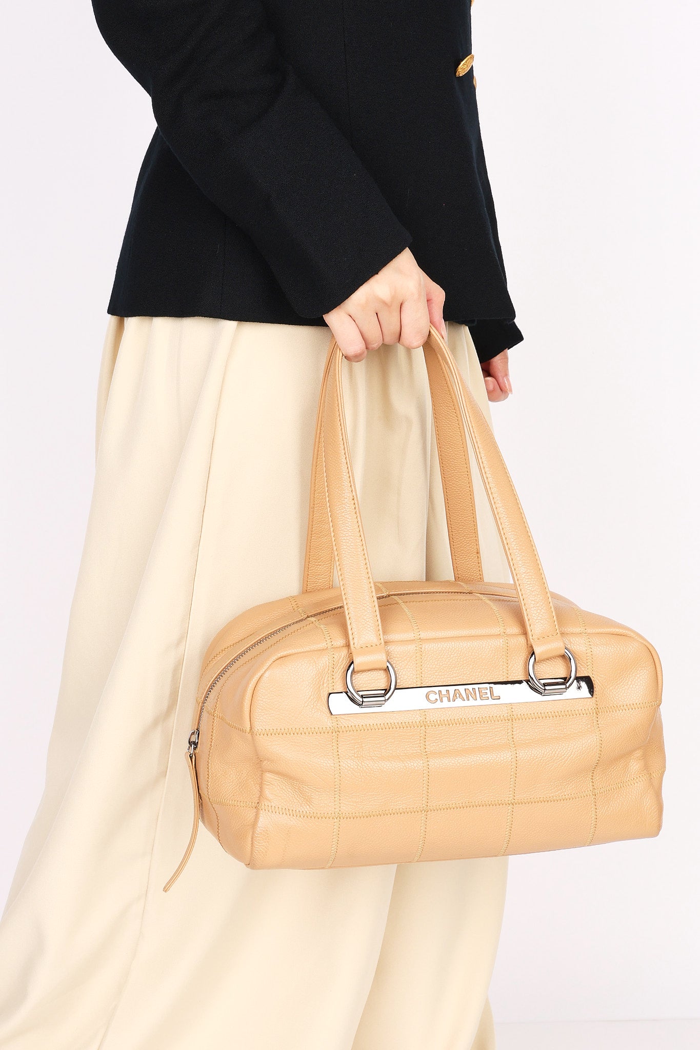 Chanel Chocolate Bar Shoulder Bag Beige Caviar DSHW