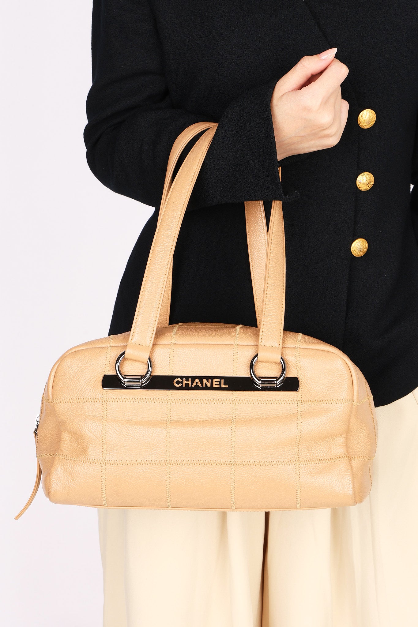 Chanel Chocolate Bar Shoulder Bag Beige Caviar DSHW